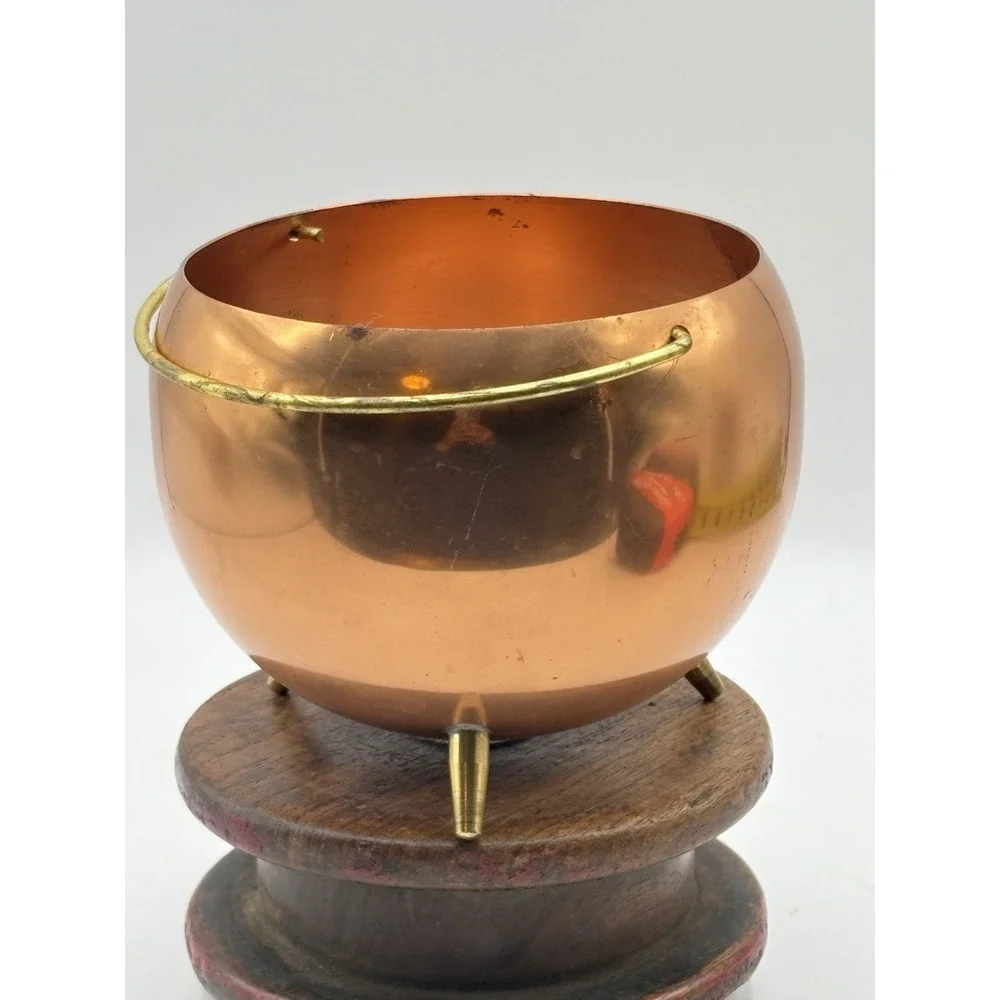 VINTAGE COPPERCRAFT GUILD COPPER CALDERON POT BASKET BRASS HANDLE TAUNTON MASS